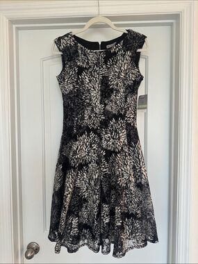 Black and White Floral Fit-and-Flare Dress. Size 4